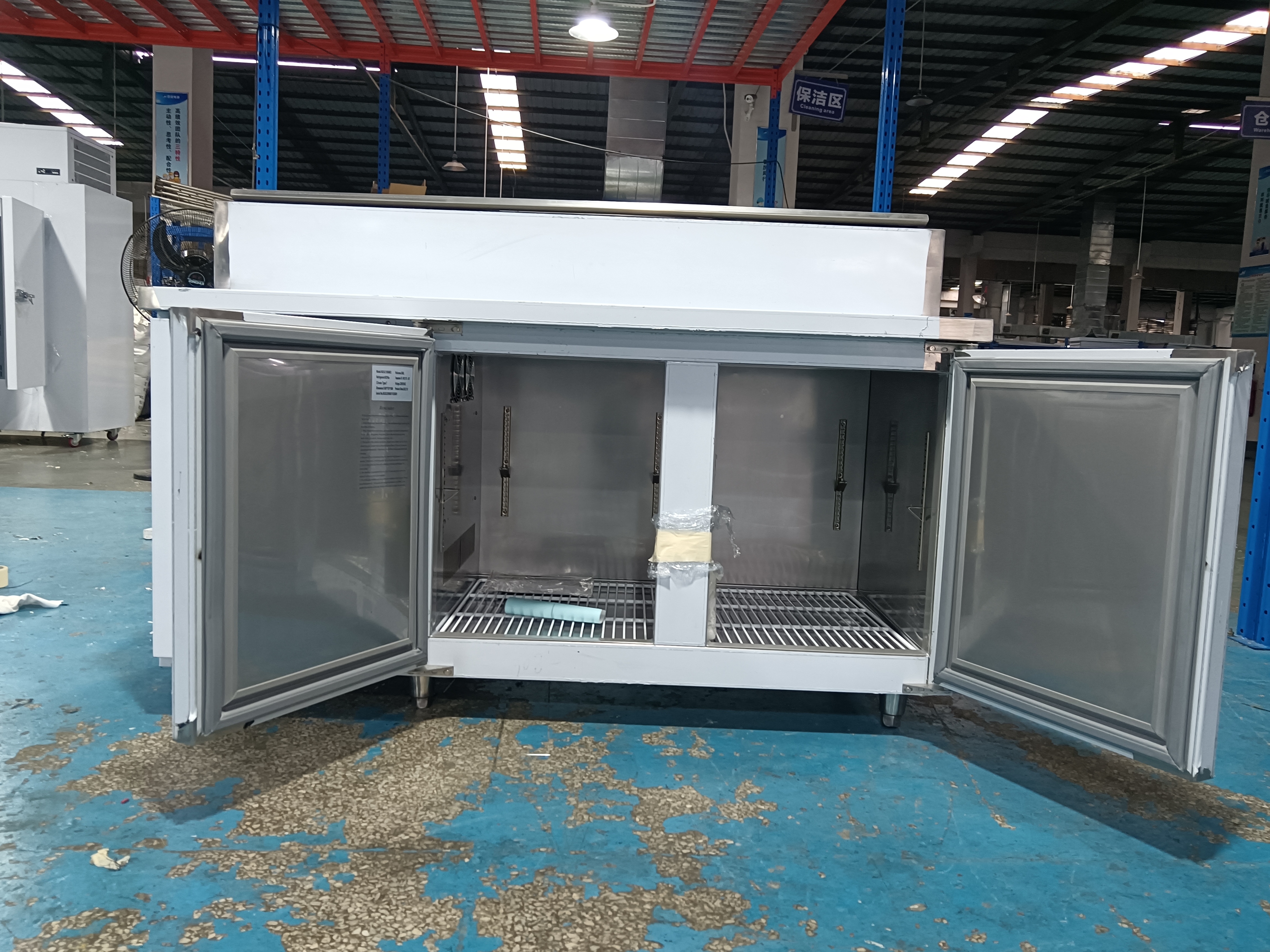 0~10C Low Temperature Commerci – Food Storage Table Bewertung und Preis